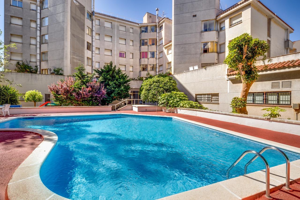 Vivalidays Michele Apartment Pineda de Mar Bagian luar foto