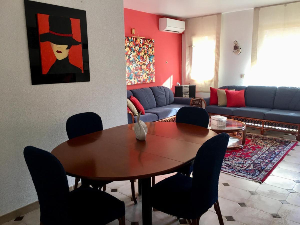 Vivalidays Michele Apartment Pineda de Mar Bagian luar foto